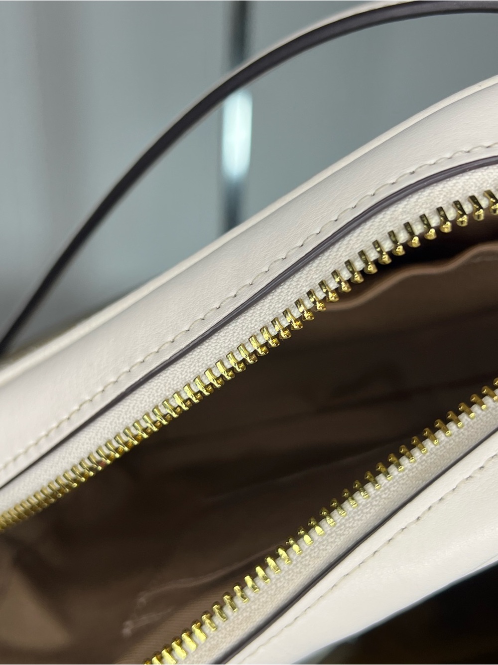 Coach Mini Jamie Camera Bag In Signature Canvas/White accents and patches - Picture 7 of 12